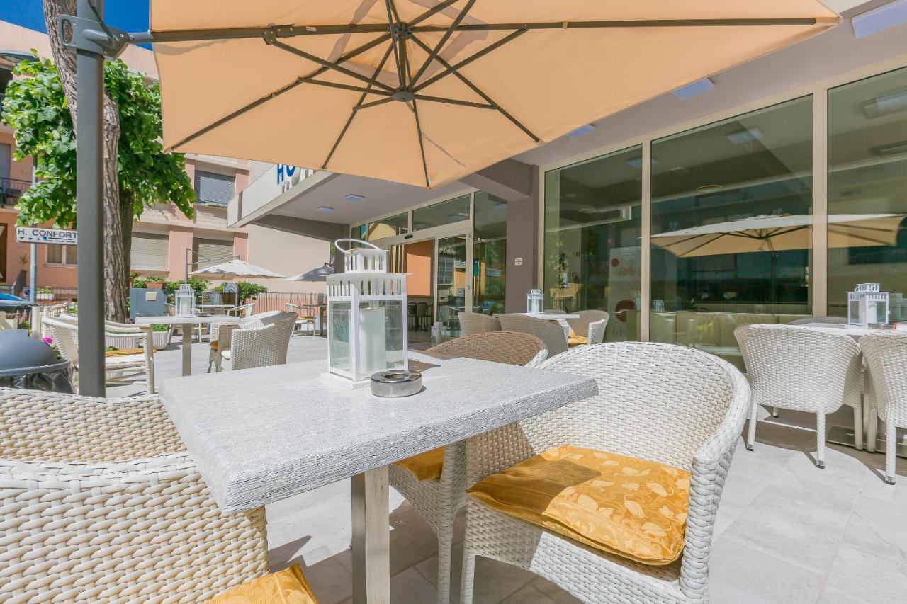 Hotel Confort Rimini Extérieur photo