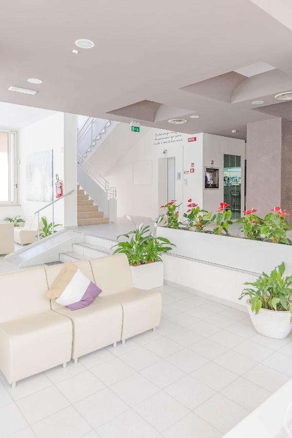 Hotel Confort Rimini Extérieur photo